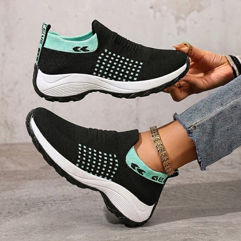 Women's arch support, cushioned comfort, lightweight design trainers with everyday walking