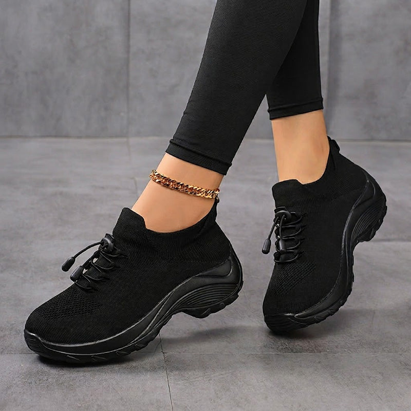 Women's arch support, cushioned comfort, lightweight design trainers with everyday walking