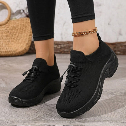 Women's arch support, cushioned comfort, lightweight design trainers with everyday walking