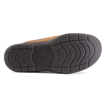 Men's house slippers outsole detail