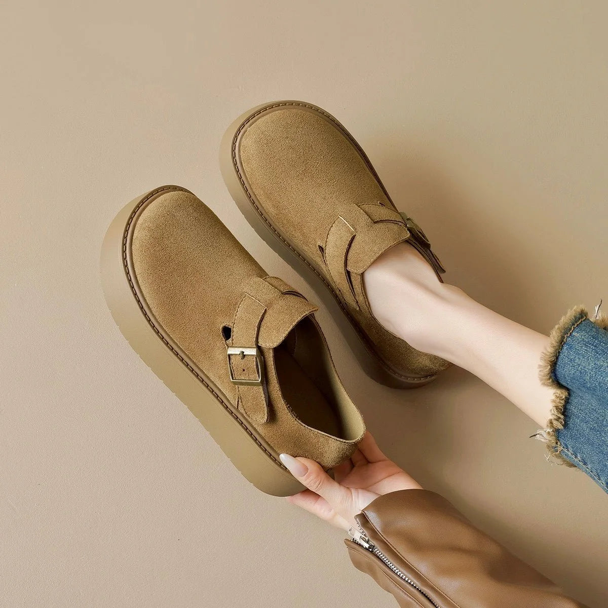 Women's wide fit platform clogs in Khaki product view