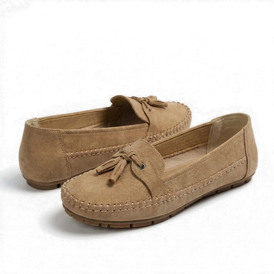 Women's wide fit loafers in brown, pair on white background